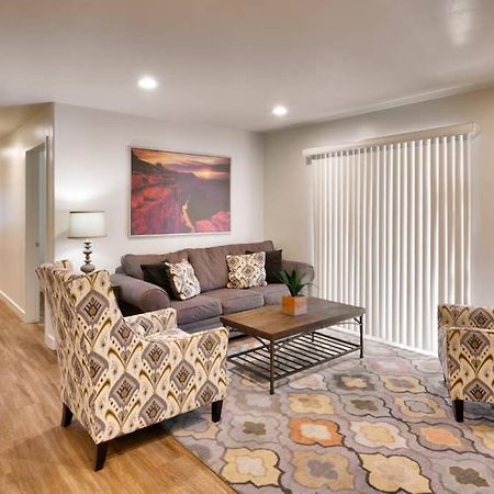 6H Spacious Redcliff Condo, Pool & Hot Tub Moab Exterior photo